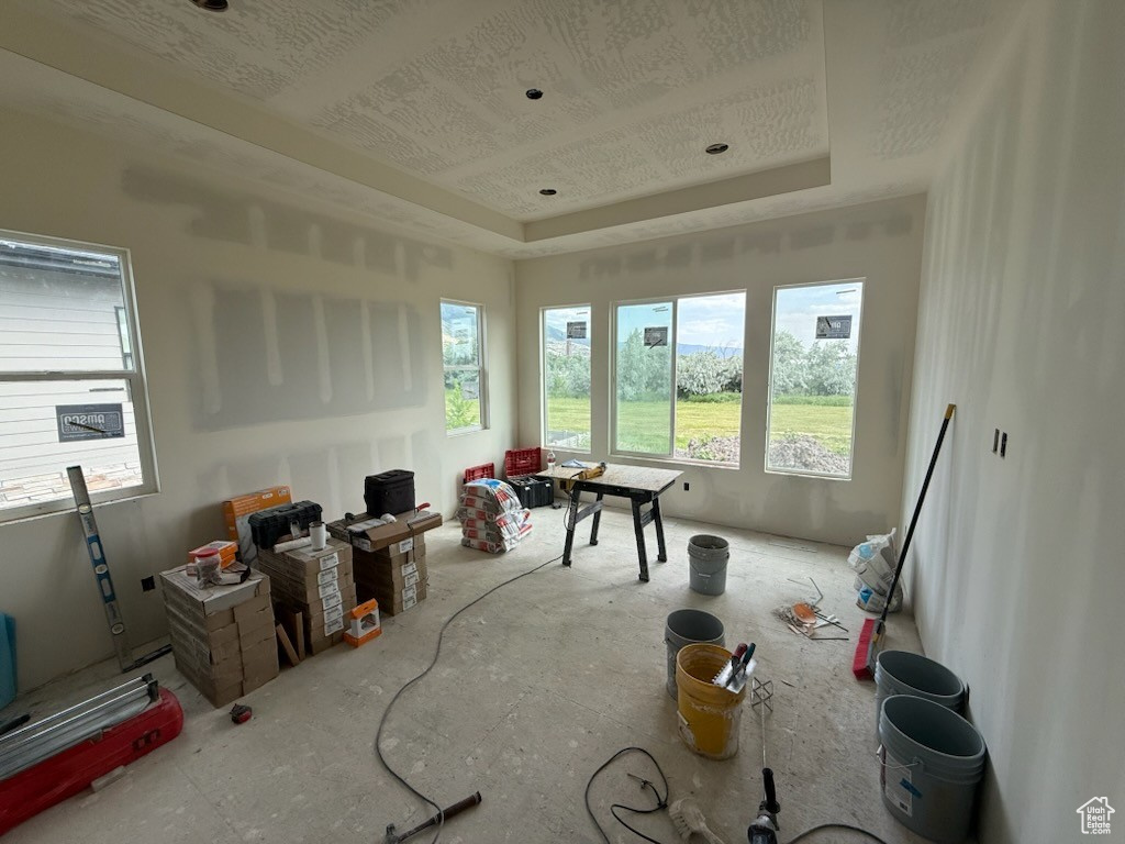 695 W HIDDEN FARM DR Farmington, UT 84025