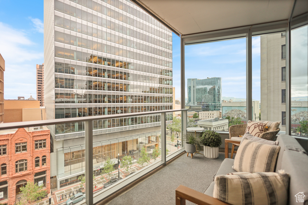 Balcony featuring a city view