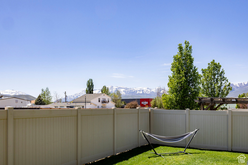 View of yard featuring a mountain view