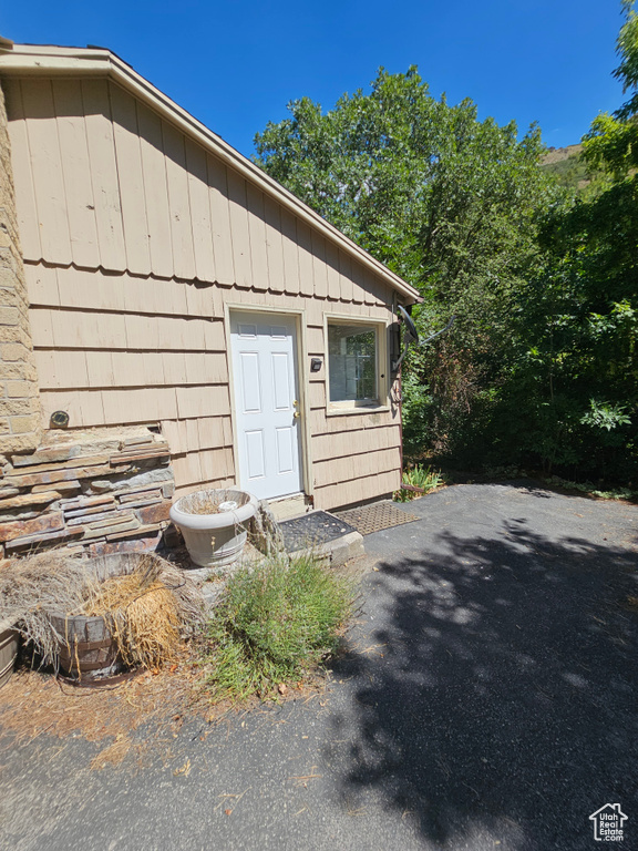 View of property entrance