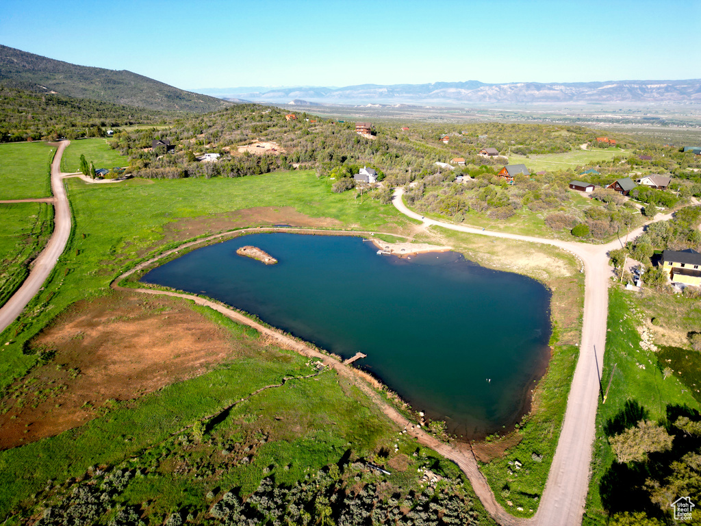Aerial view of property\\\\\\\'s location with a water and mountain view