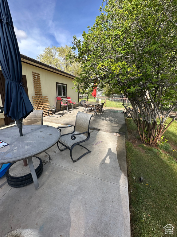 View of patio / terrace featuring outdoor dining area