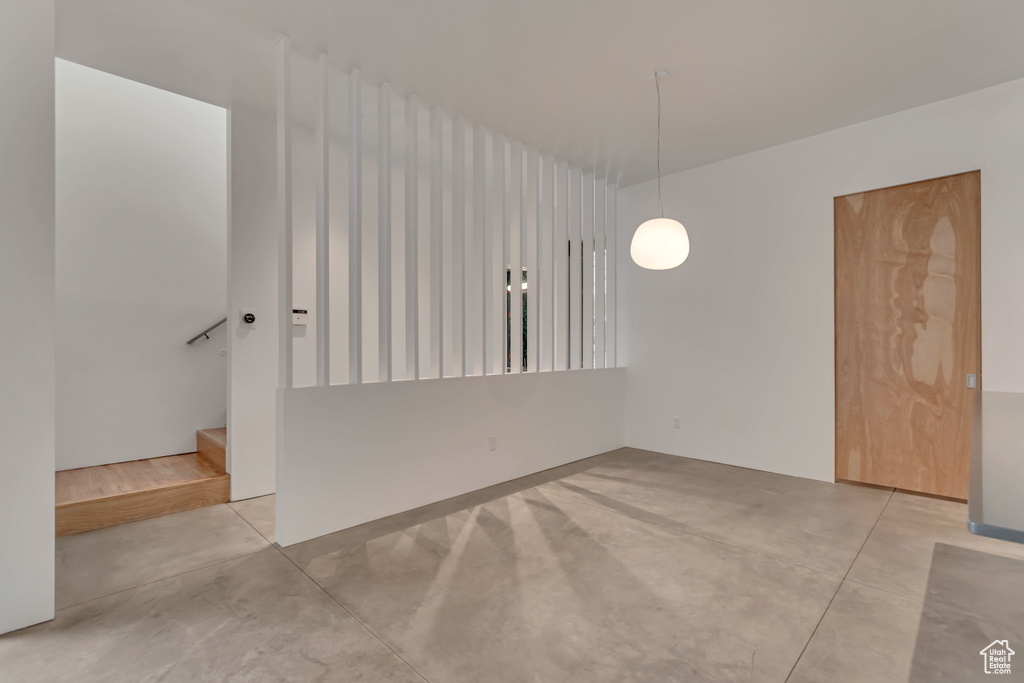 Empty room with concrete floors