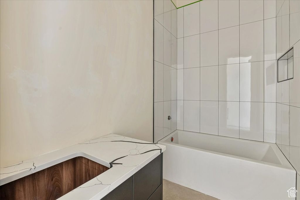 View of full bathroom