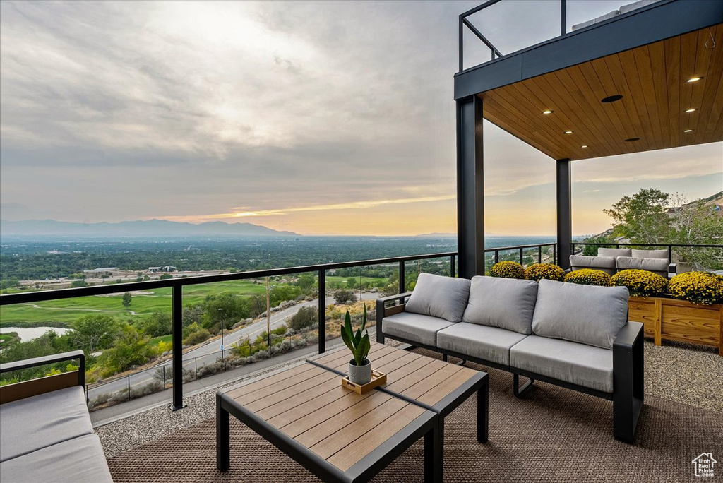 6078 S HEUGHS CANYON WAY Holladay, UT 84121
