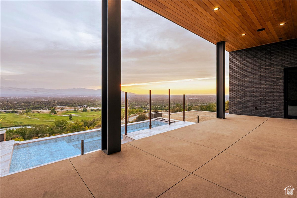 6078 S HEUGHS CANYON WAY Holladay, UT 84121