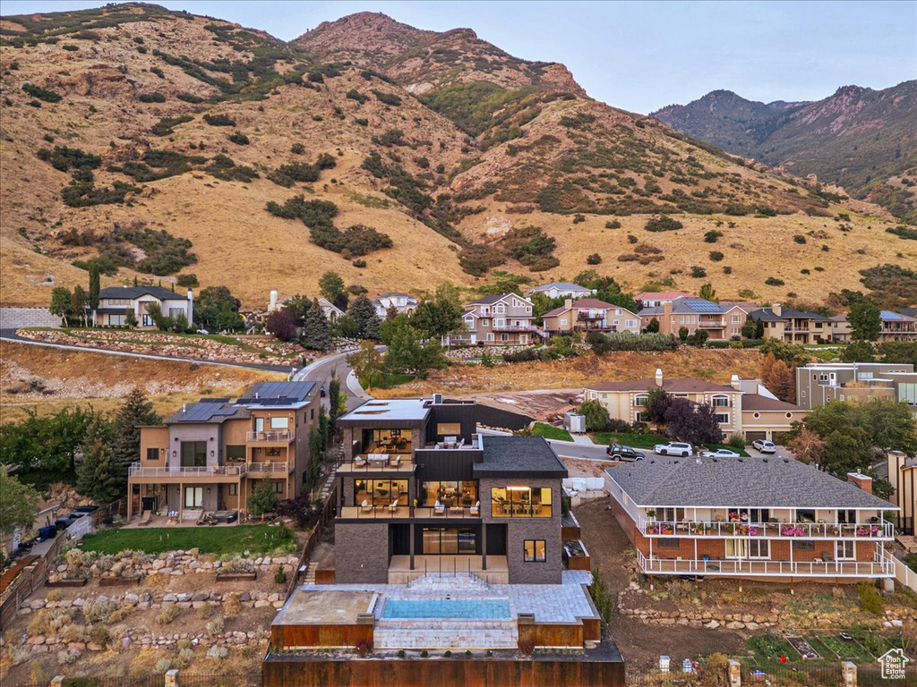6078 S HEUGHS CANYON WAY Holladay, UT 84121