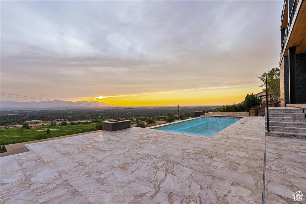 6078 S HEUGHS CANYON WAY Holladay, UT 84121