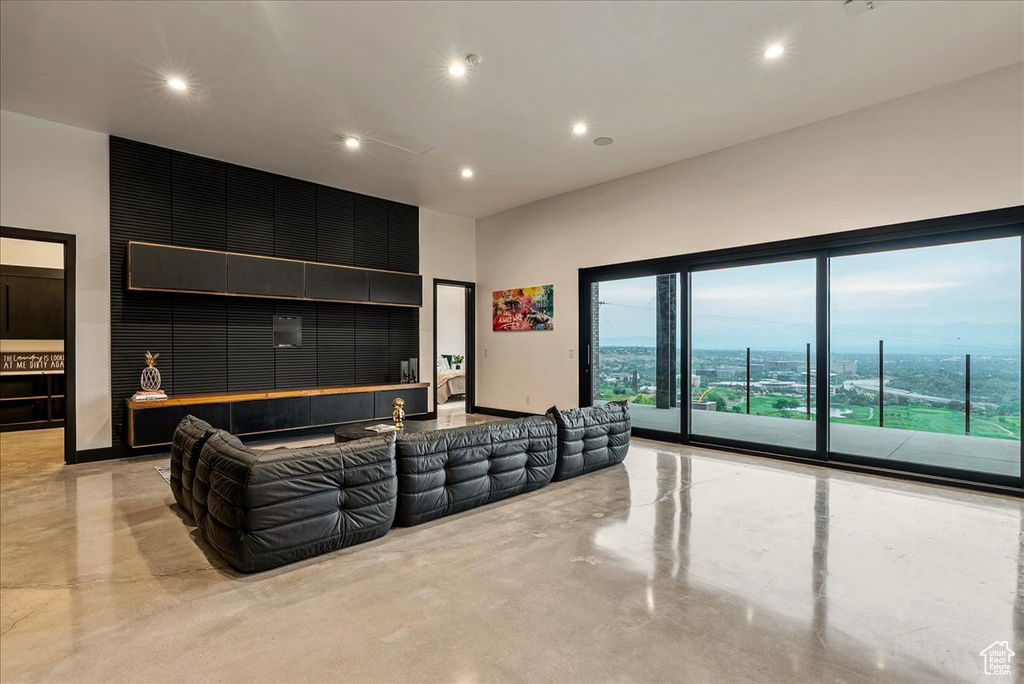 6078 S HEUGHS CANYON WAY Holladay, UT 84121
