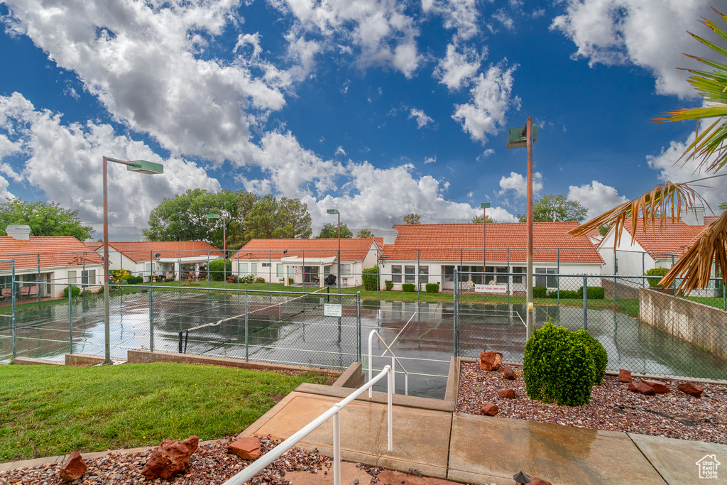 View of home's community