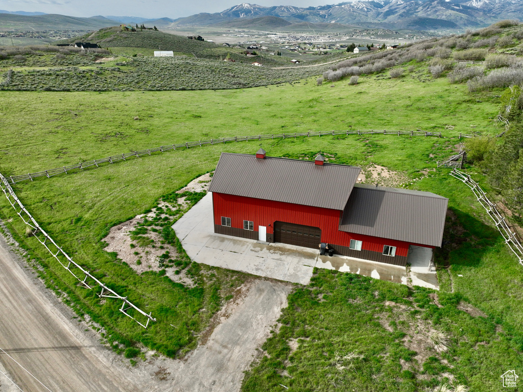 Overview of rural landscape with mountains
