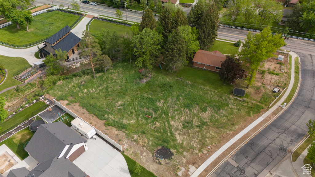 Aerial view of property and surrounding area