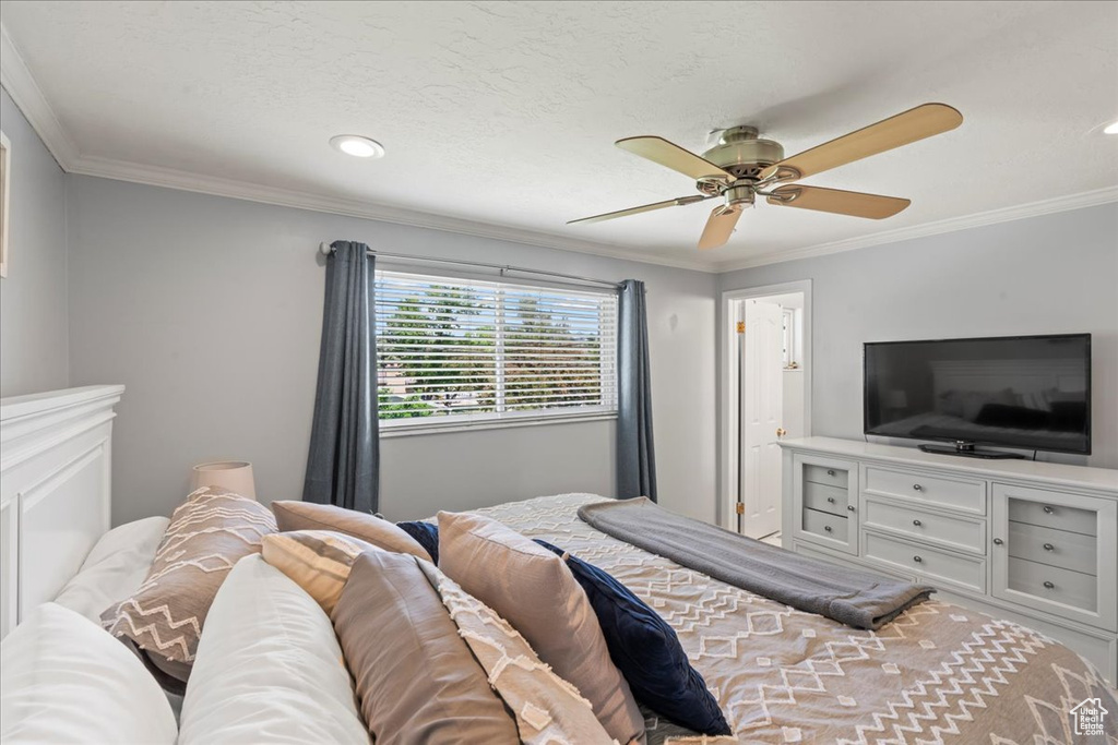 Bedroom featuring ornamental molding, recessed lighting, and ceiling fan
