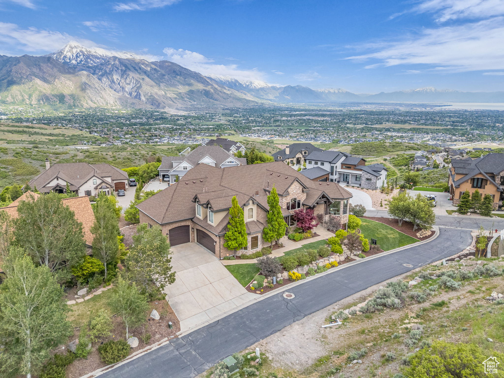 Aerial perspective of suburban area with mountains