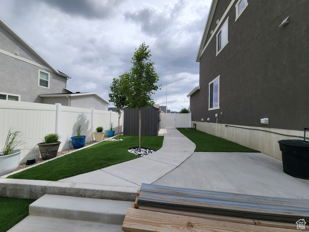 View of yard featuring a patio