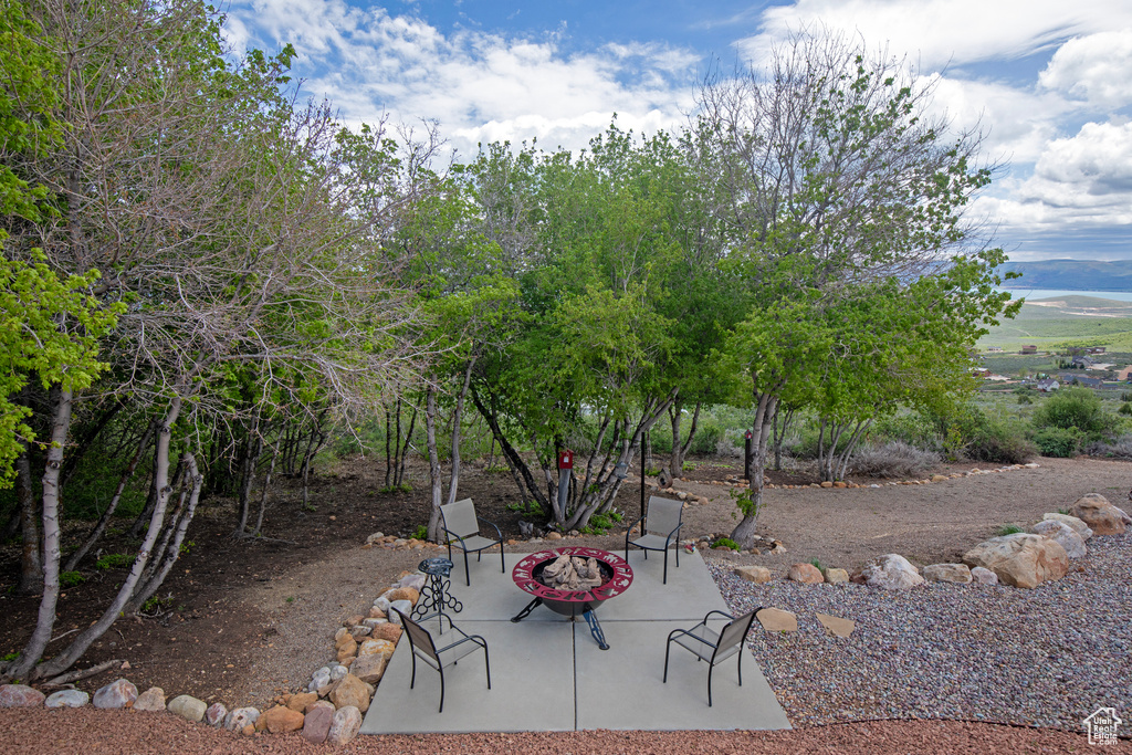 View of yard featuring a patio