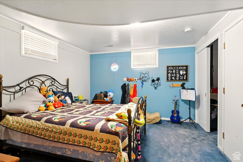 Bedroom with carpet floors
