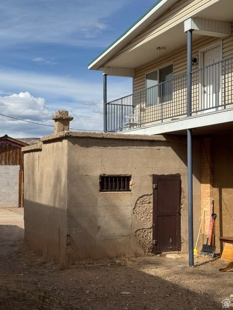 View of home\\\\\\\\\\\\\\\\\\\\\\\\\\\\\\\\\\\\\\\\\\\\\\\\\\\\\\\\\\\\\\\'s exterior featuring a balcony