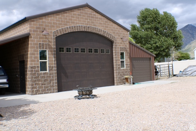 Garage with fence