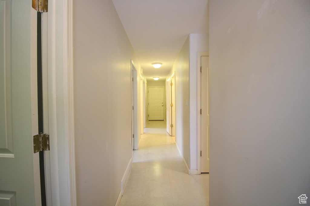 Corridor with baseboards