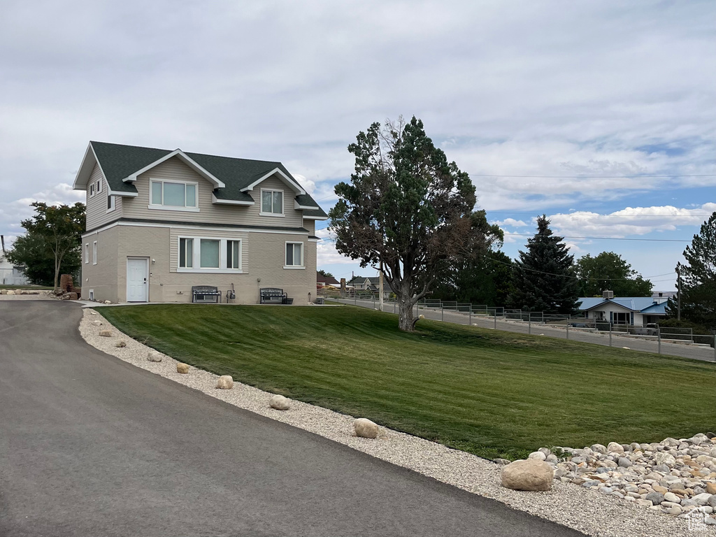 125 E MILL RD Ferron, UT 84523
