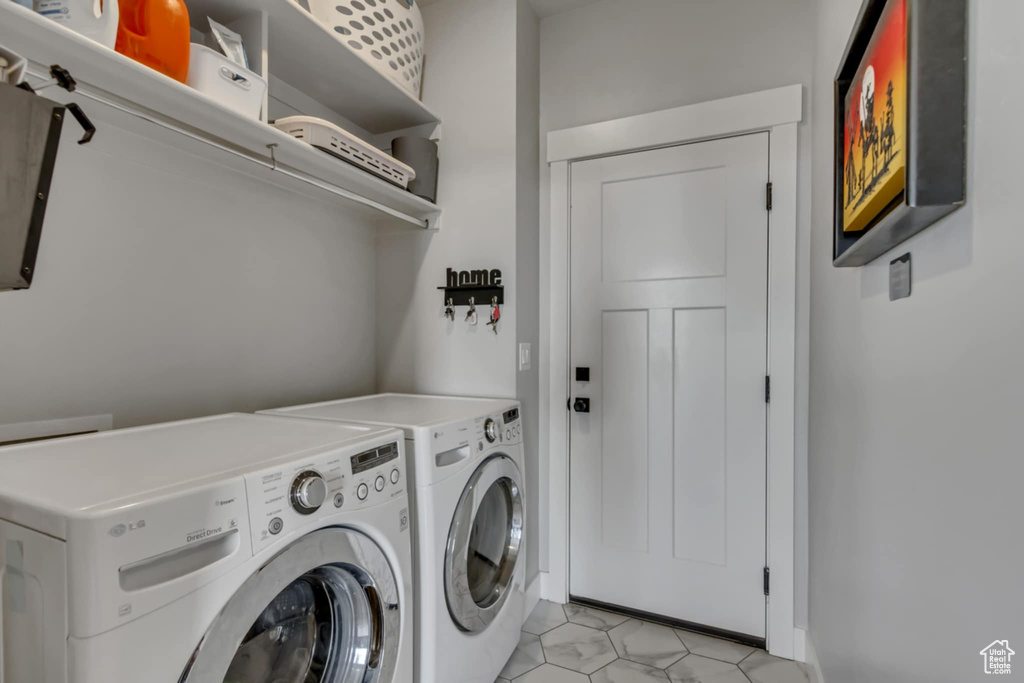 Laundry area with independent washer and dryer