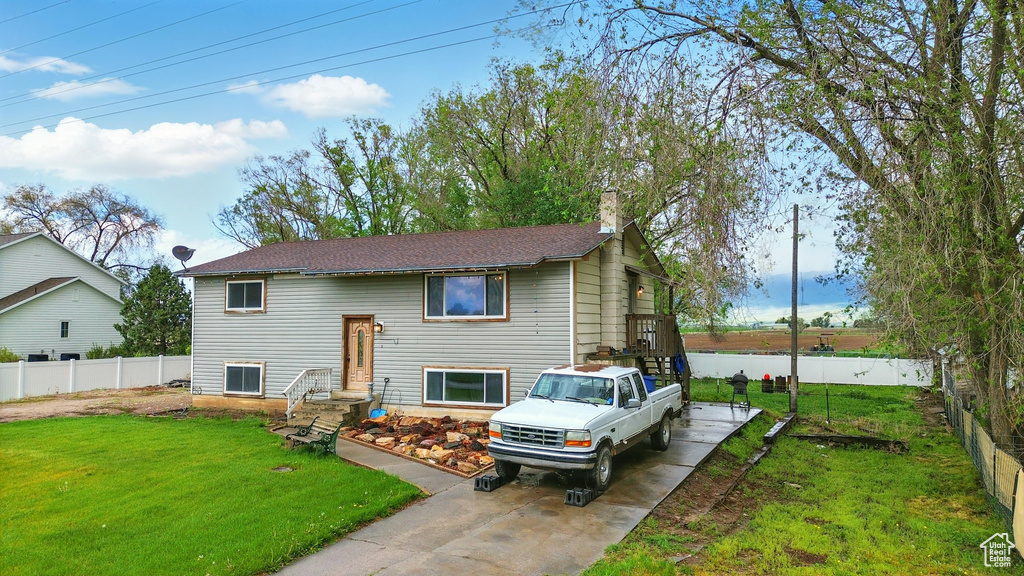 Bi-level home with a chimney