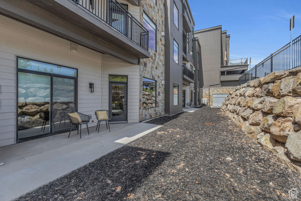 View of yard with a patio