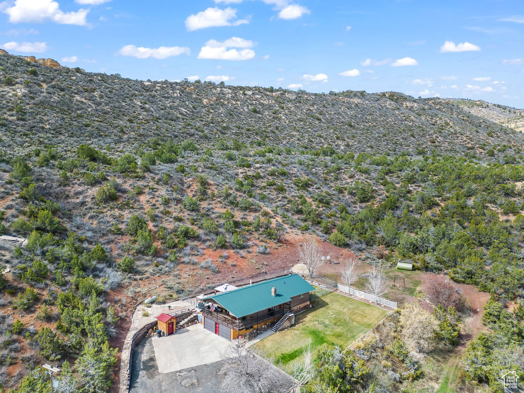 View from above of property with a mountainous background