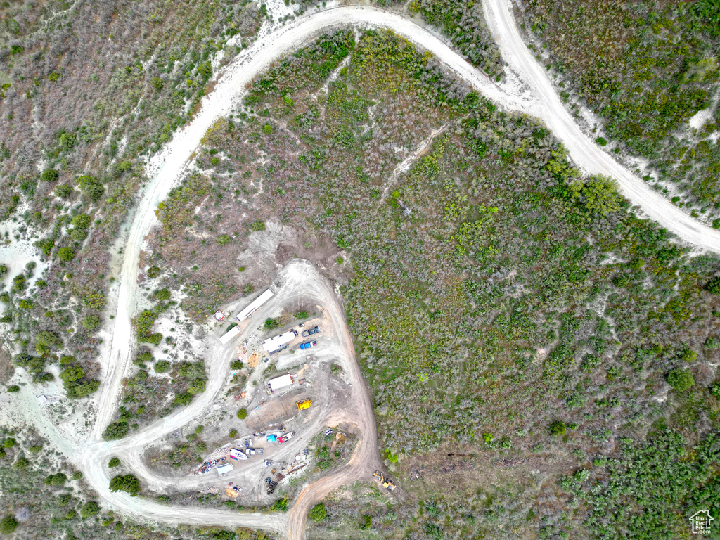 Aerial view of property and surrounding area