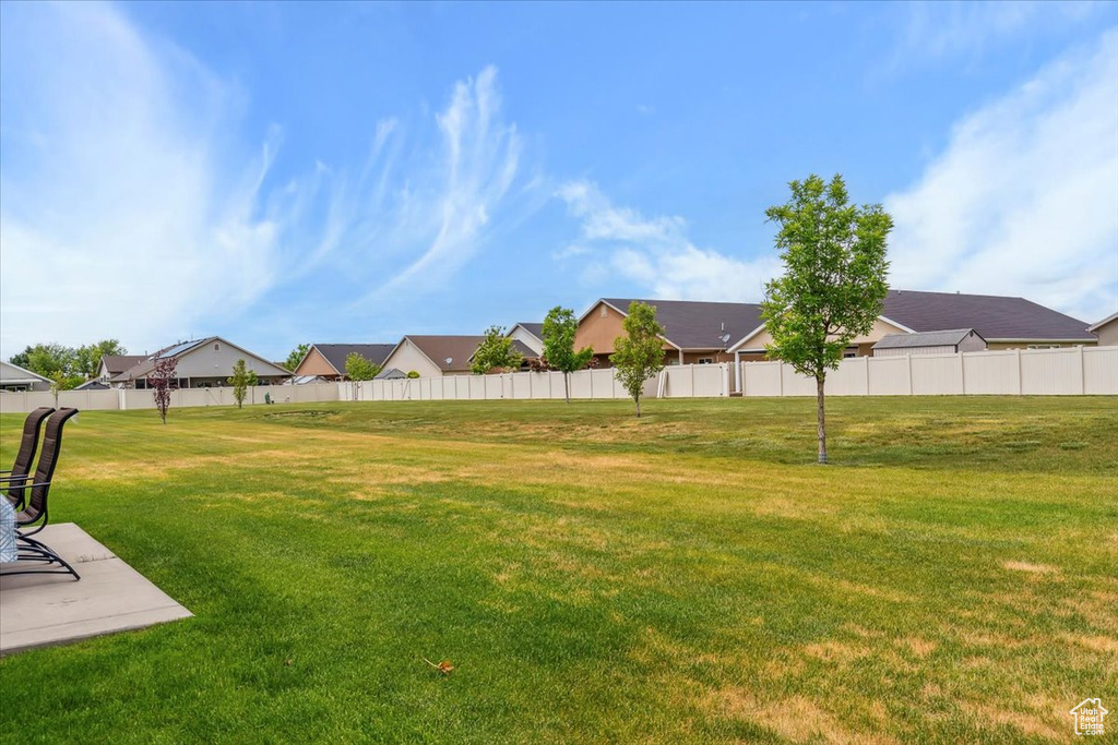 1776 W 3025 S Syracuse, UT 84075