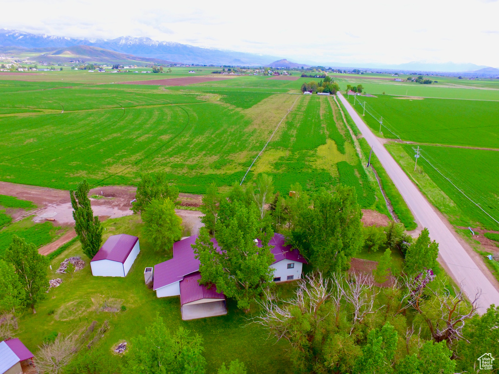 Aerial view of sparsely populated area featuring mountains