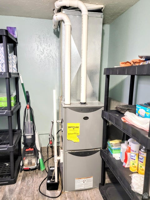 Utilities featuring heating unit