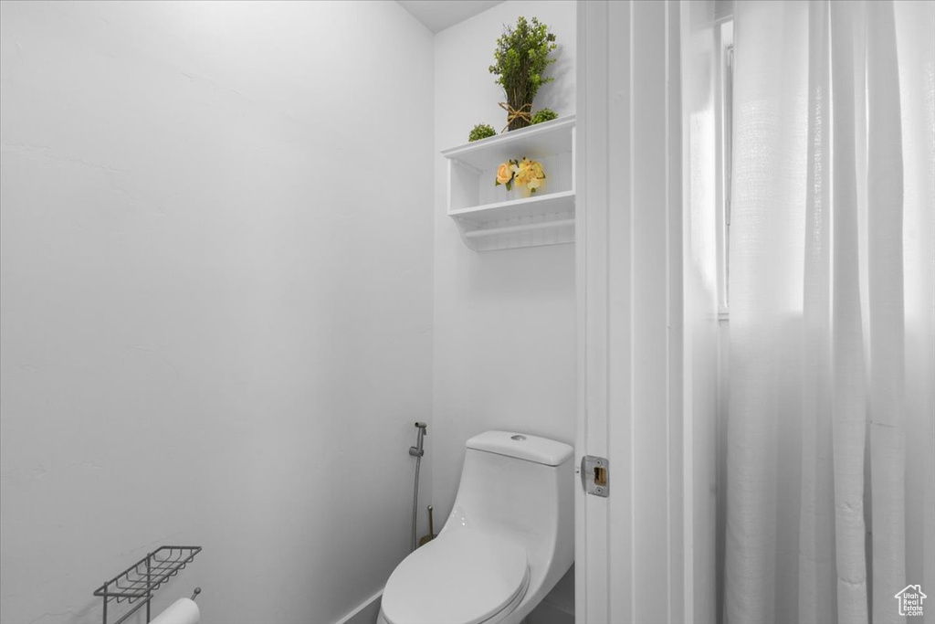 Bathroom featuring toilet