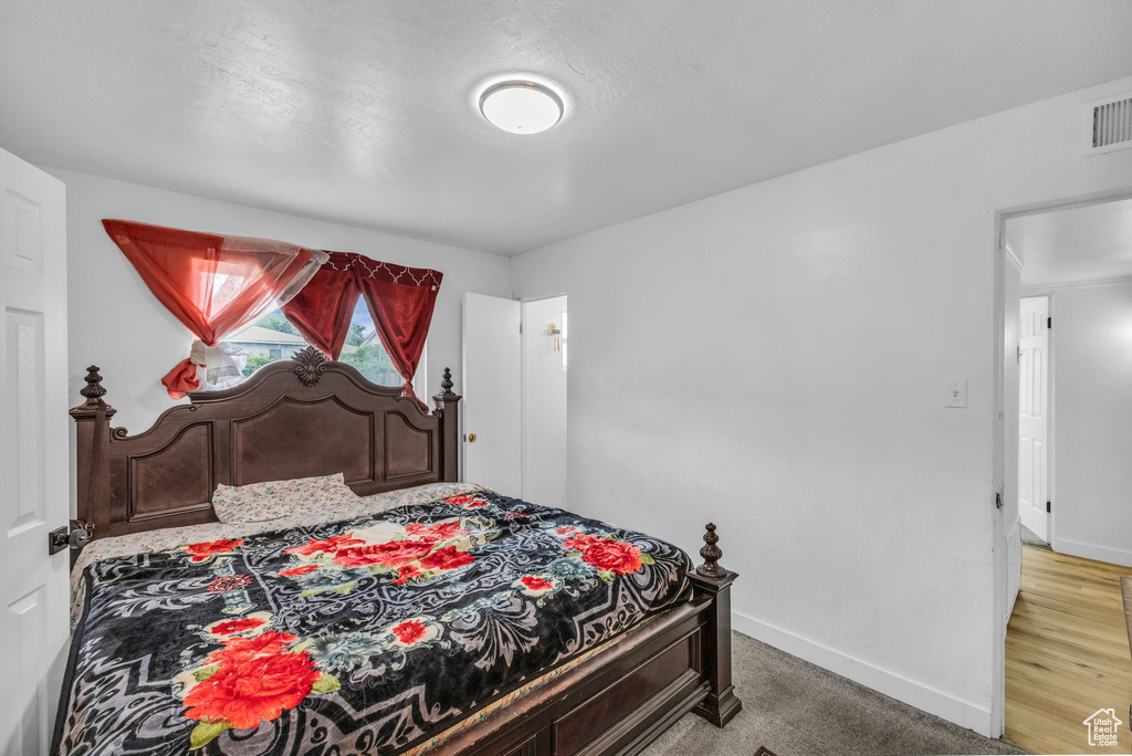Bedroom with baseboards