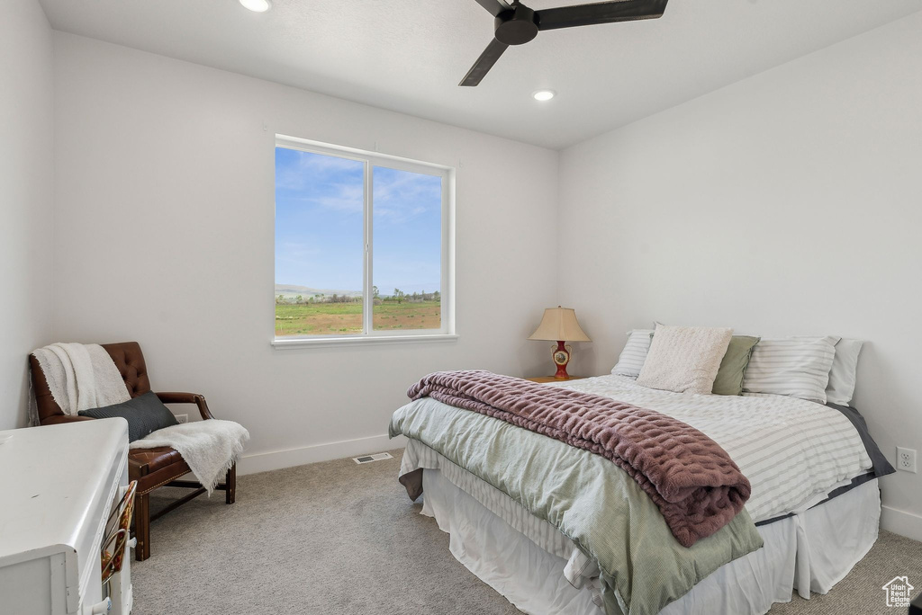 Bedroom with baseboards, carpet floors, recessed lighting, and ceiling fan