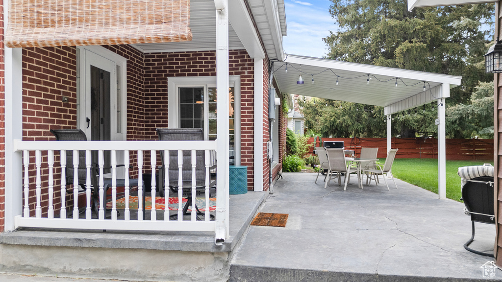 View of patio / terrace with outdoor dining area