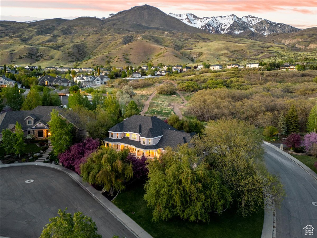Aerial view at dusk with a mountain view