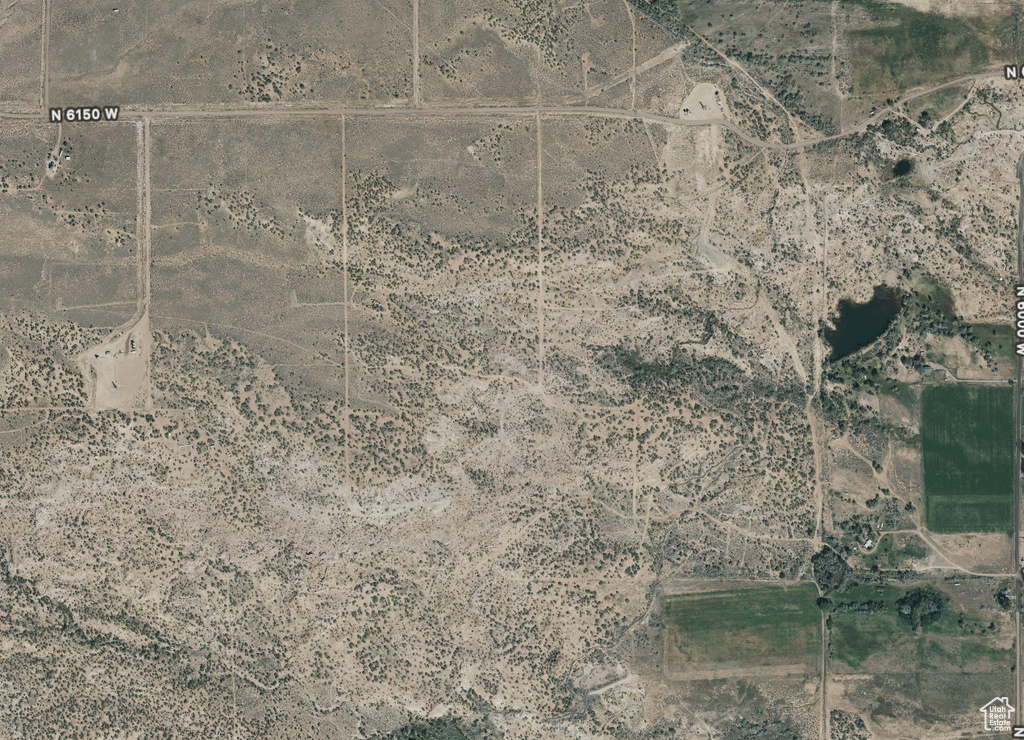 Aerial map of property and surrounding area