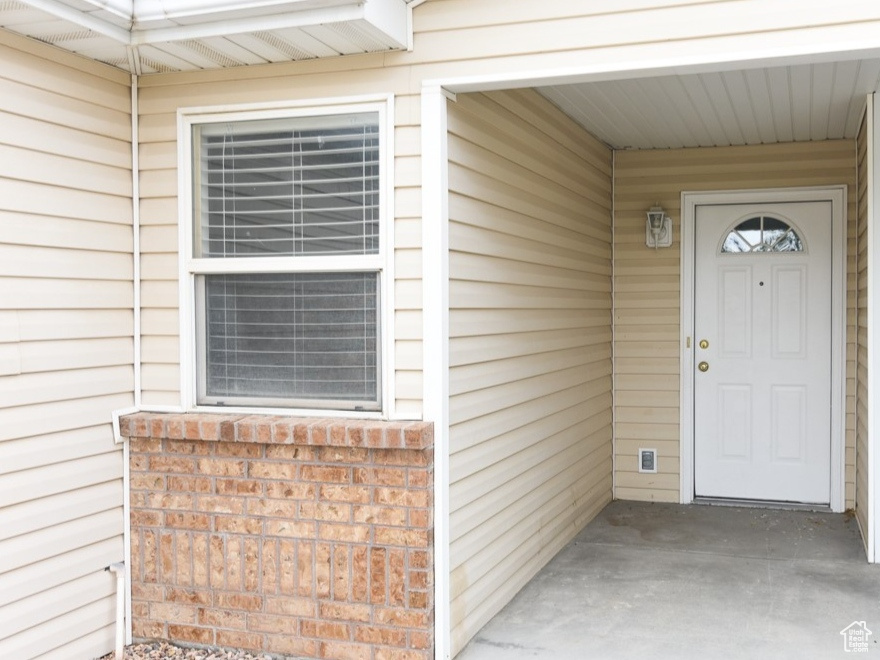 View of property entrance