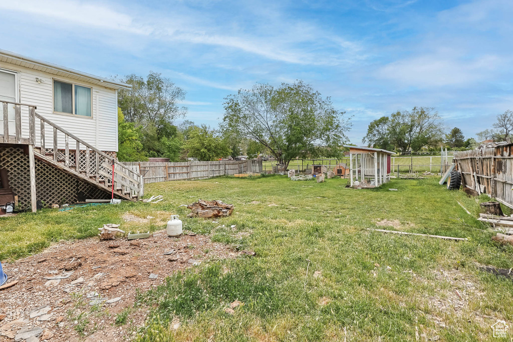 View of yard with exterior structure