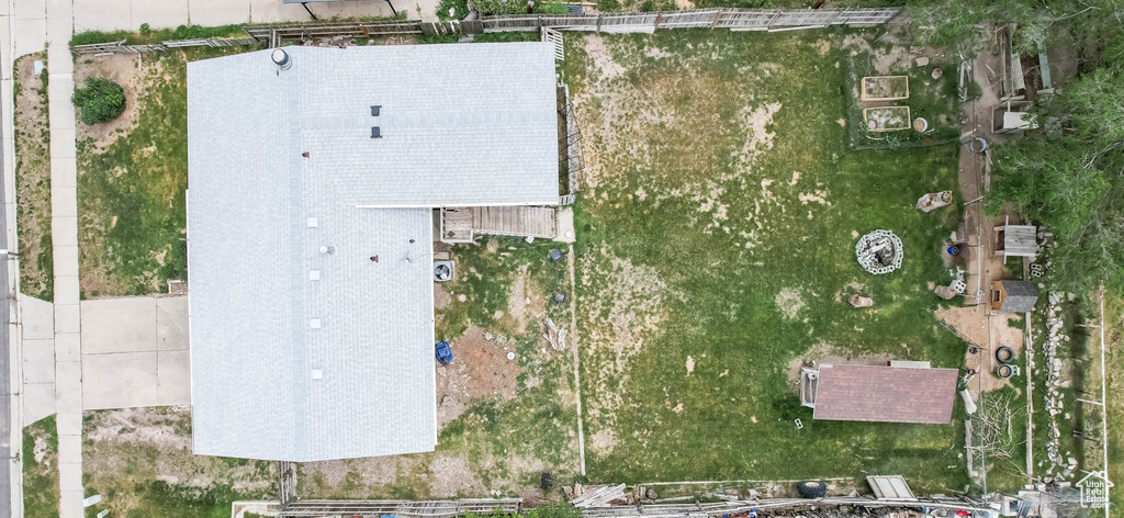 Aerial view of property and surrounding area
