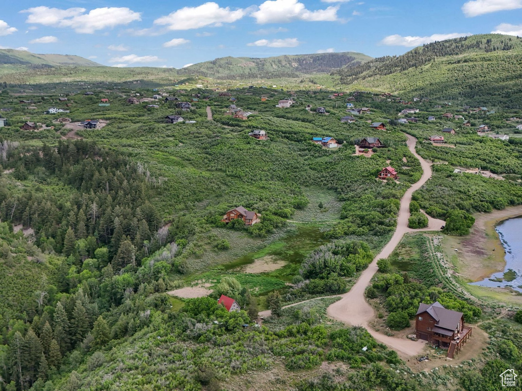 Aerial overview of property\\\'s location featuring a water and mountain view