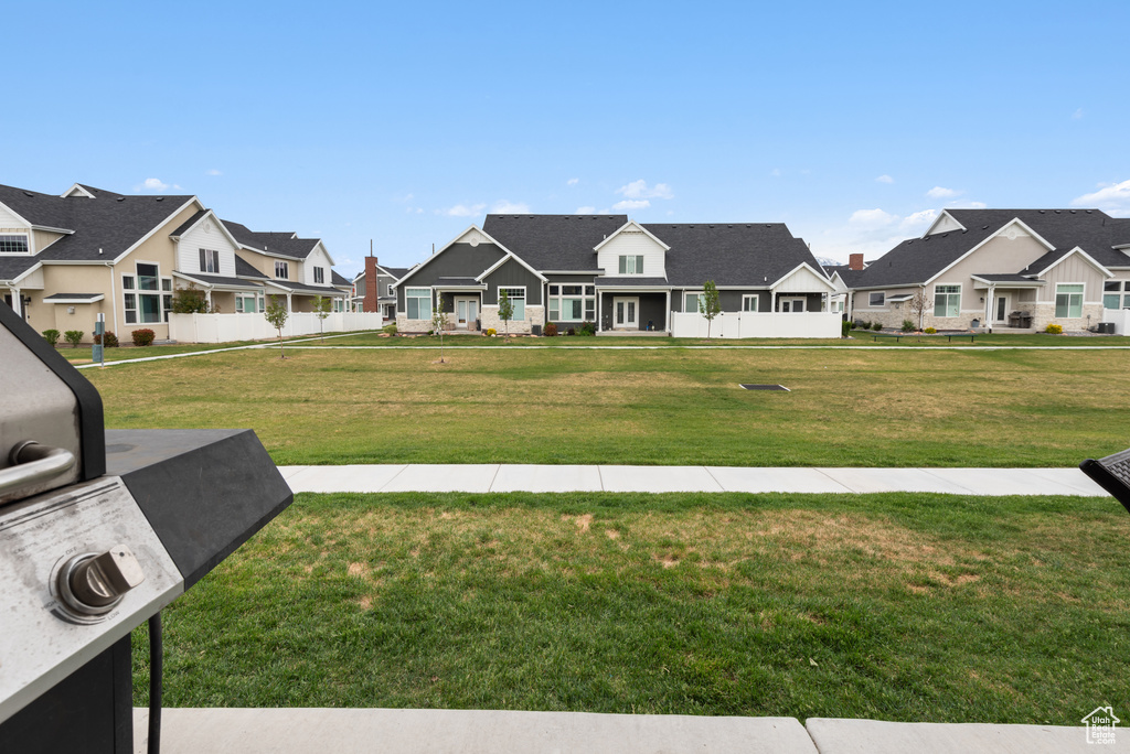 View of front facade with a residential view