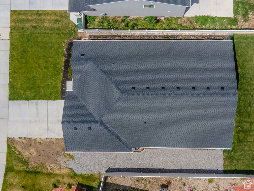 Aerial view of property and surrounding area