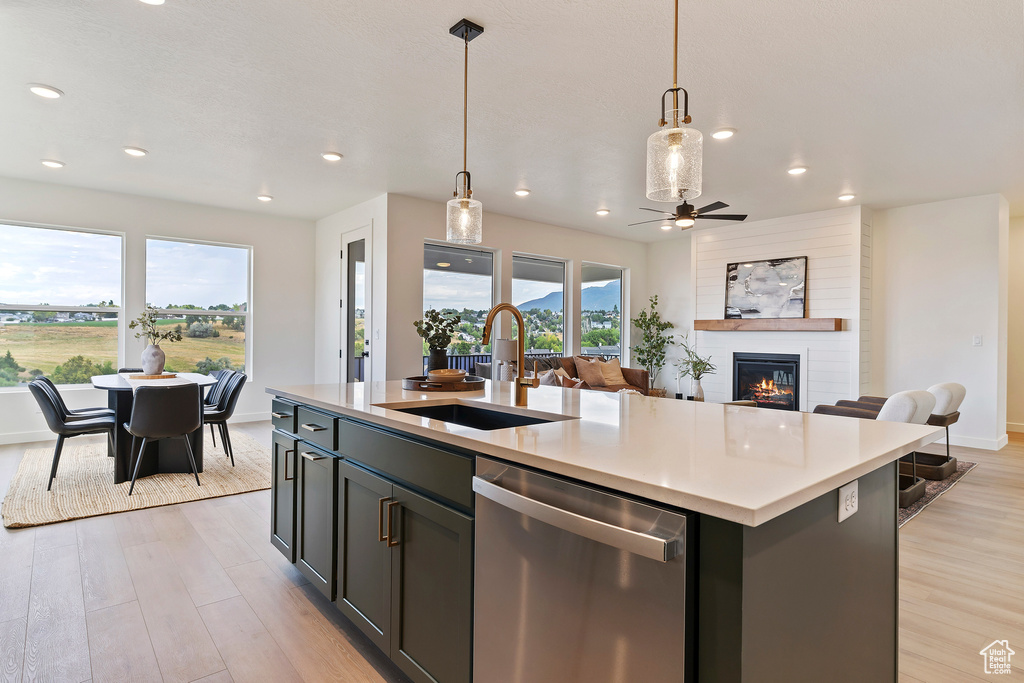 1431 E BEECHWOOD DR Layton, UT 84040