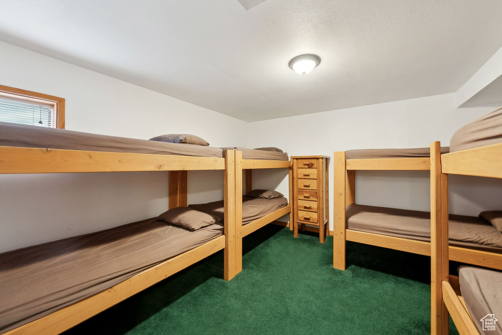Bedroom with carpet