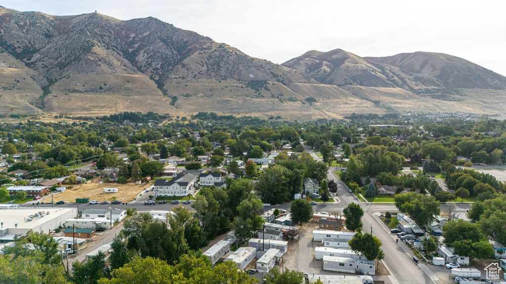 View of property location featuring mountains