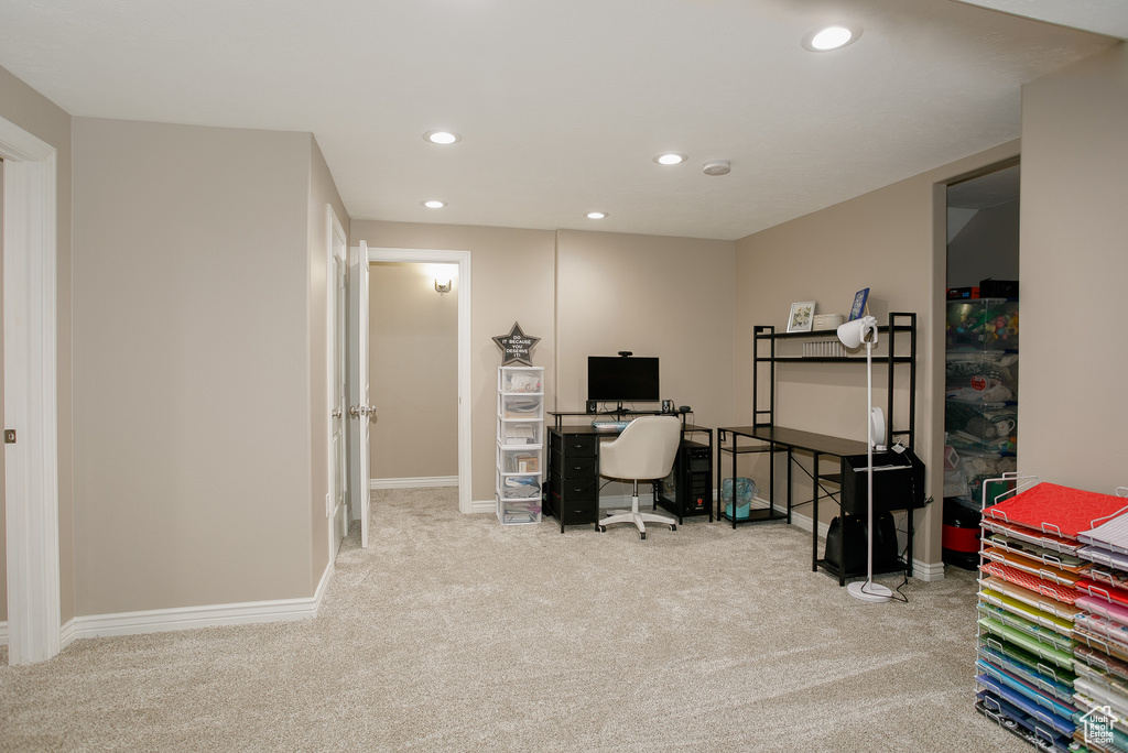 Office with carpet floors, recessed lighting, and baseboards