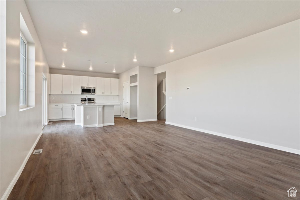 271 N BROADWAY DR #1060 Saratoga Springs, UT 84045